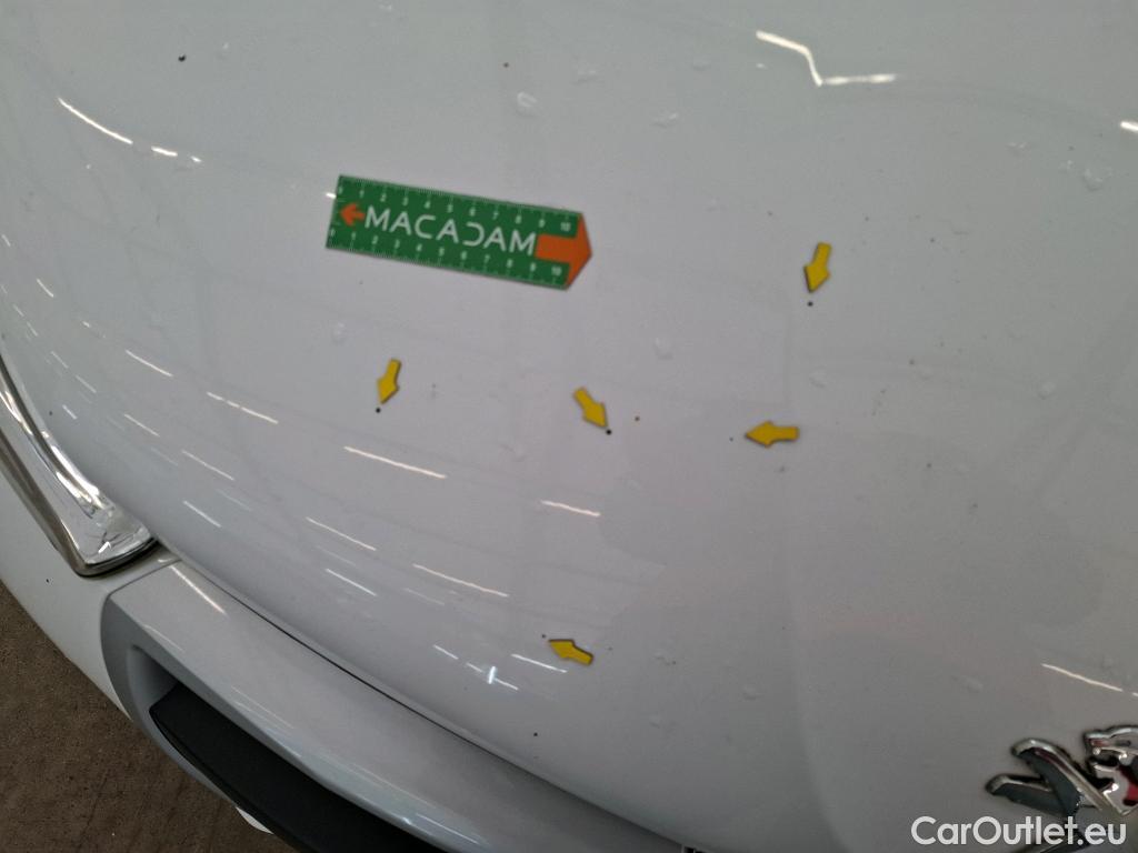  Peugeot  208  Affaire Premium 1.6 HDi 75CV BVM5 E6 #11