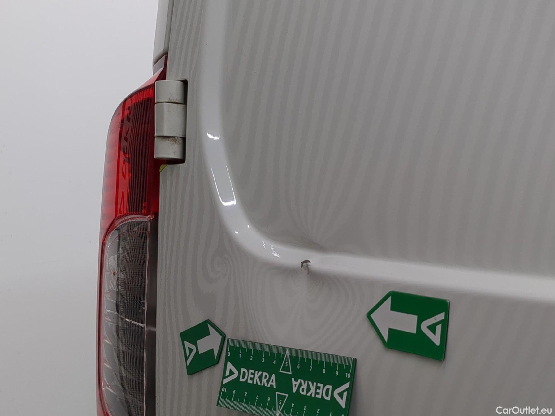  Fiat  Fiorino FIAT  / 2016 / 4P / Fourgonnette 1.3 Multijet 80 Pack Professional Nav #35