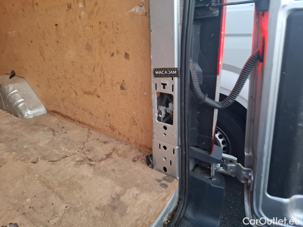  Ford  Transit  Fourgon 350 L4 Trend 2.0 TDCi 130CV BVM6 E6 #71