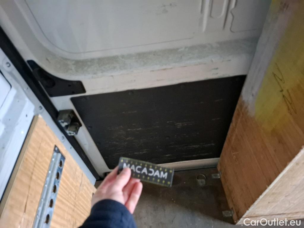  Citroen  Jumper  Fourgon Grand Volume 33 L2H2 Driver BlueHDi 140 Start&Stop 140CV BVM6 #18