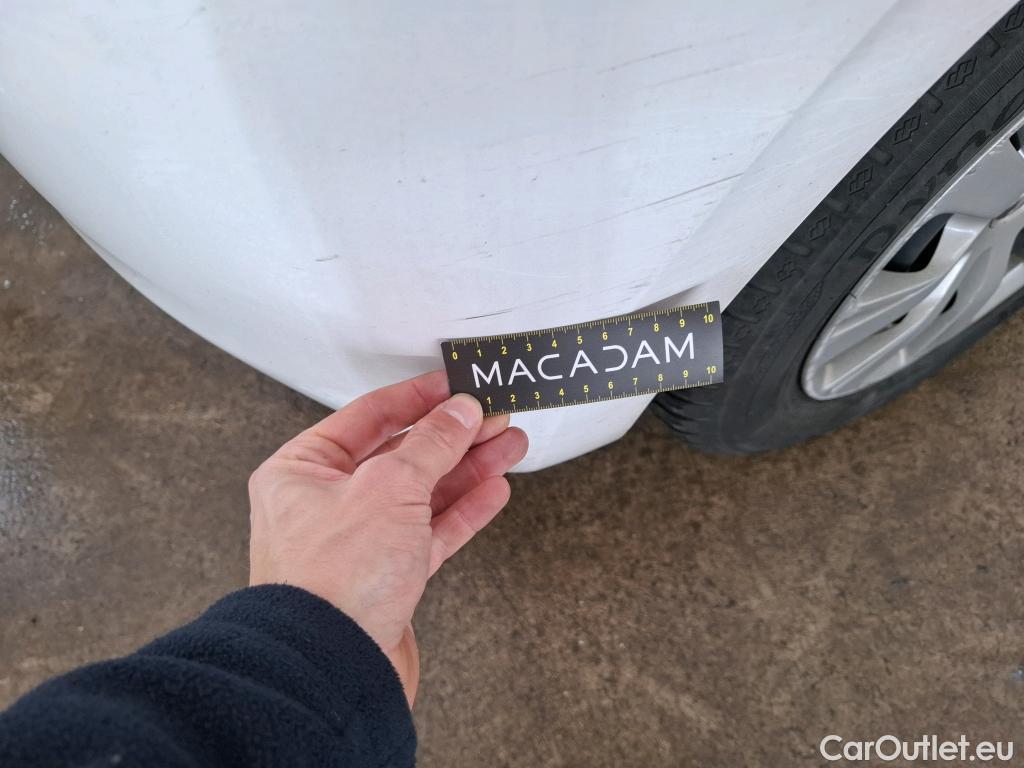  Peugeot  208  Affaire Premium Pack 1.6 HDi 75CV BVM5 E6 #8