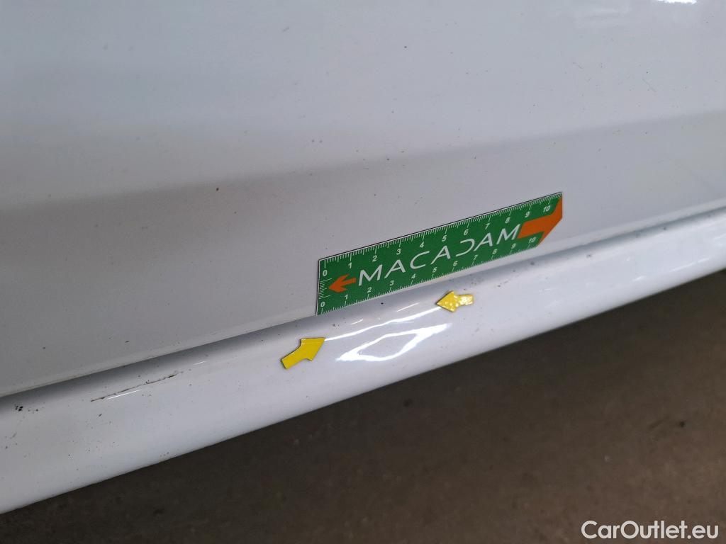  Peugeot  208  Affaire Premium 1.6 HDi 75CV BVM5 E6 #14