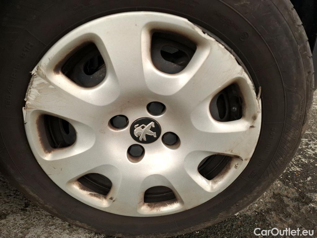  Peugeot  Partner  L1 Premium Pack 1.6 HDi 100CV BVM5 E6 #32