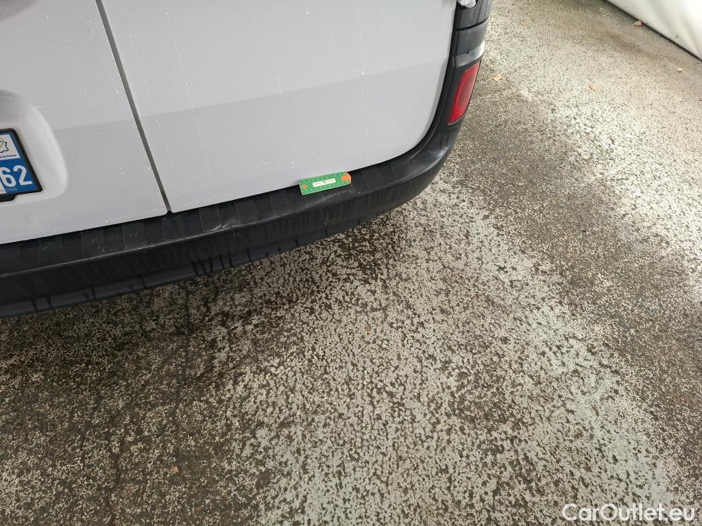  Renault  Kangoo  Express Maxi Confort - Cab. Appr. 1.5 dCi 90CV BVM5 E6 #9