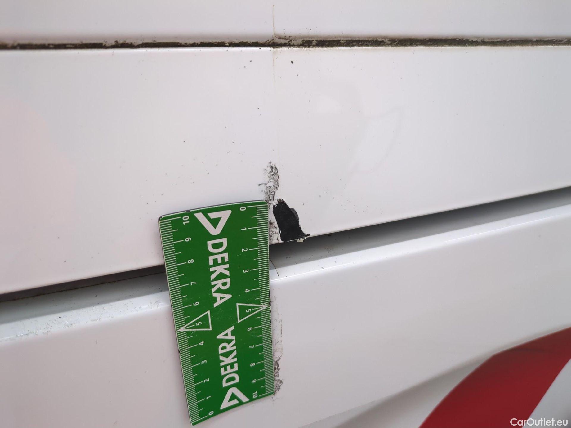  Peugeot  Expert PEUGEOT  VU 4p Fourgon 2.0 BlueHDi 120 S&S Standard Premium P. #43