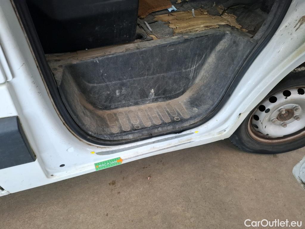  Renault  Master RENAULT  VU 4p Fourgon FG GCf Trac F3500 L2H2 dCi 110 #32