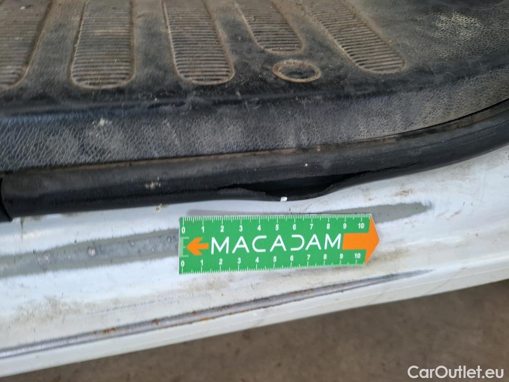  Renault  Master RENAULT  VU 4p Fourgon FG GCf Trac F3500 L2H2 dCi 110 #44