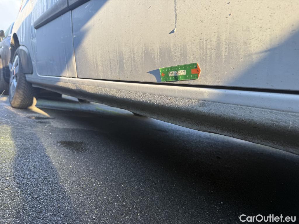  Renault  Kangoo  II Express Maxi Extra (Série Spéciale) 1.5 dCi 95CV BVM6 E6dT #18