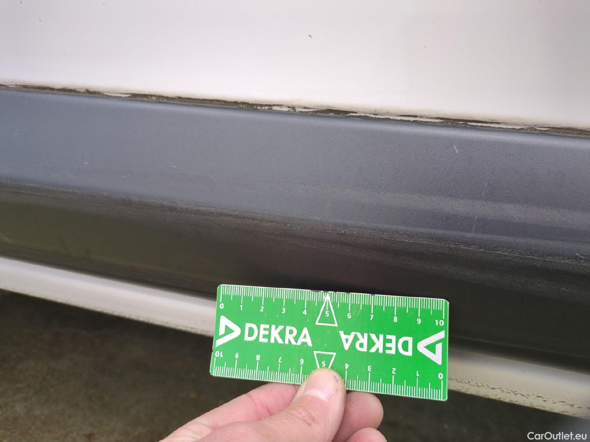  Peugeot  Expert PEUGEOT  VU 4p Fourgon 2.0 BlueHDi 120 S&S Standard Premium P. #23