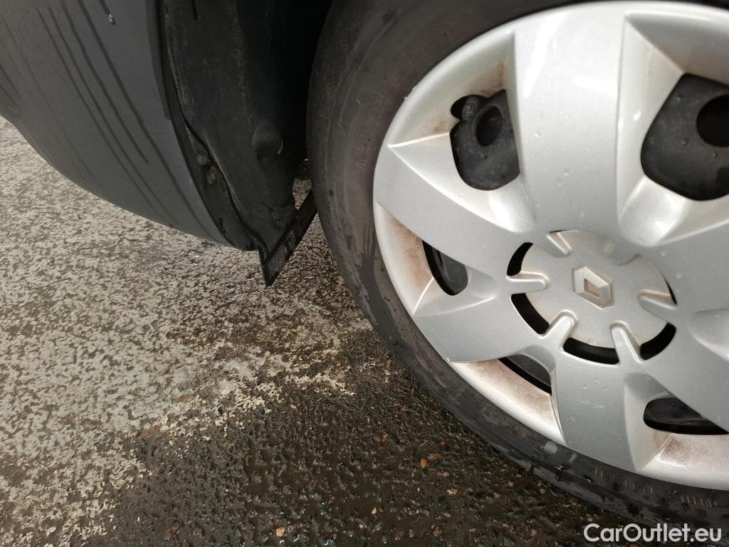  Renault  Kangoo  Express Maxi Confort - Cab. Appr. 1.5 dCi 90CV BVM5 E6 #26