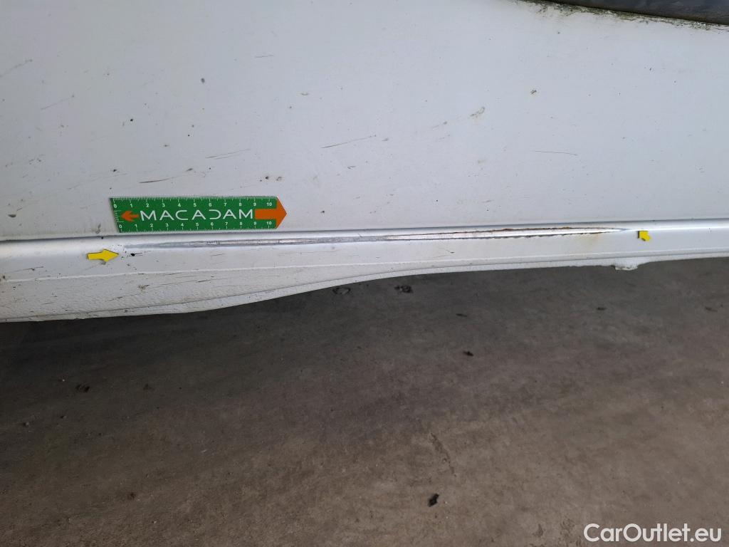  Renault  Master RENAULT  VU 4p Fourgon FG GCf Trac F3500 L2H2 dCi 110 #46