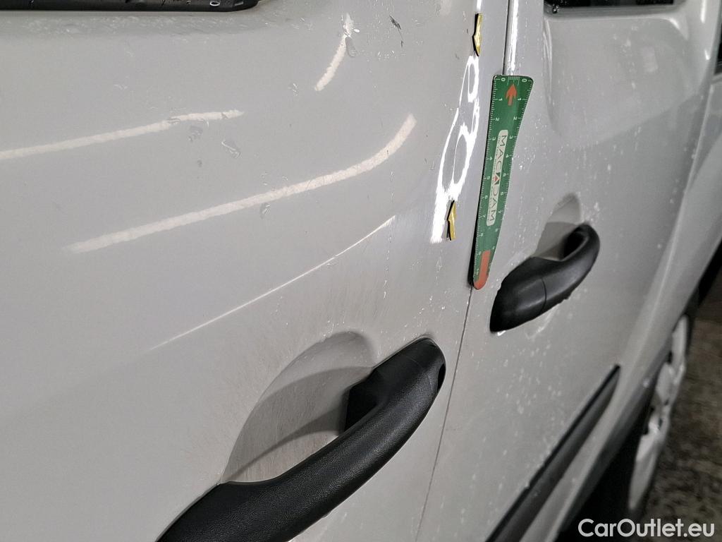  Renault  Kangoo  Express Maxi Confort - Cab. Appr. 1.5 dCi 90CV BVM5 E6 #40