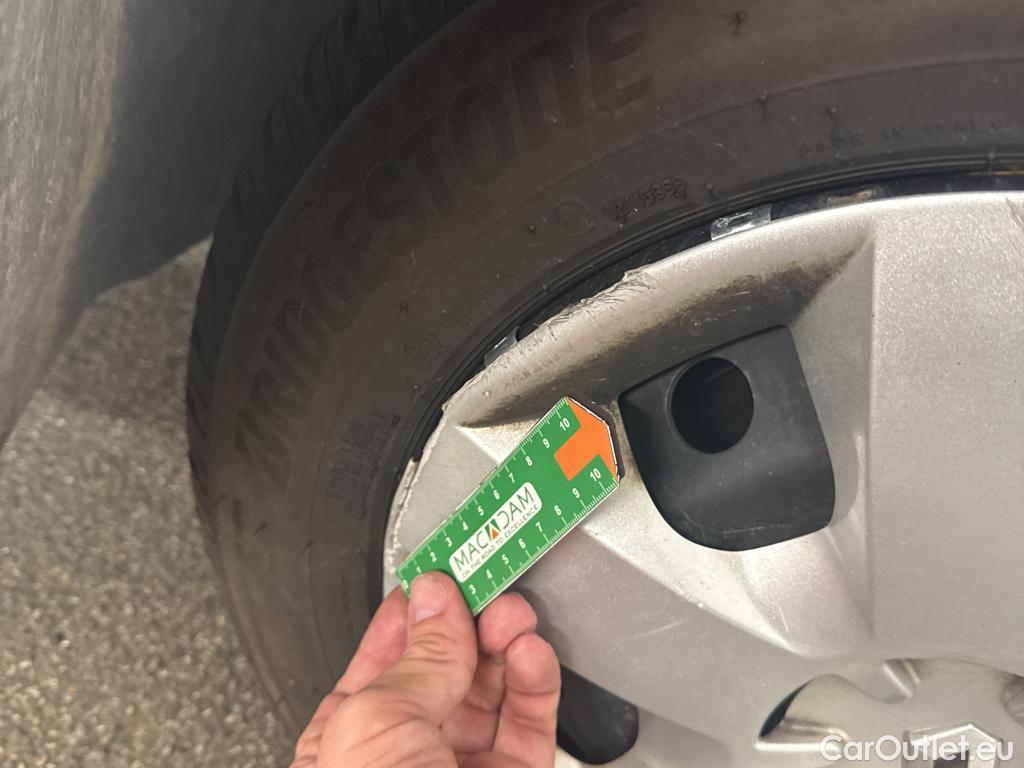  Renault  Kangoo  II Express Maxi Extra (Série Spéciale) 1.5 dCi 95CV BVM6 E6dT #26