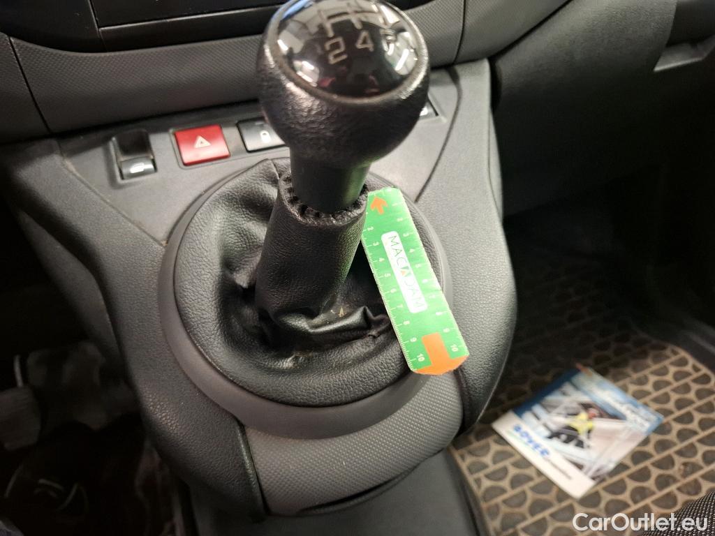  Peugeot  Partner  L1 Premium Pack 1.6 HDi 100CV BVM5 E6 #26