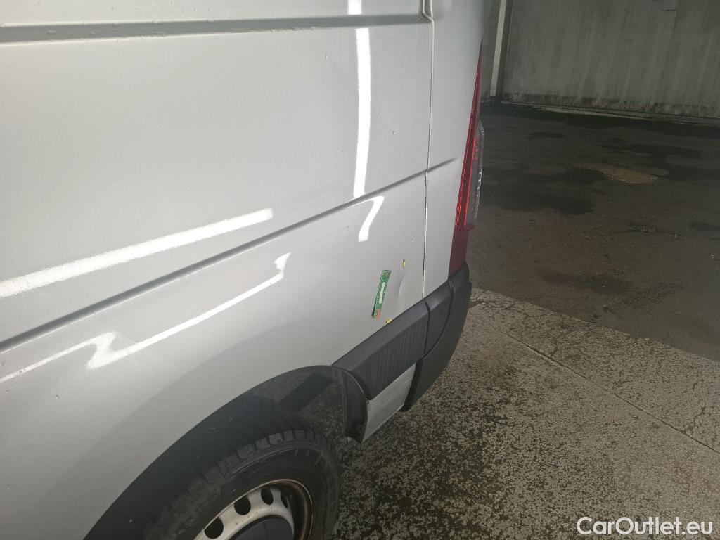  Renault  Master RENAULT  / 2014 / 4P / Fourgon tôlé &FG GCf Trac F2800 L1H1 dCi 110 S&S Euro6 #1