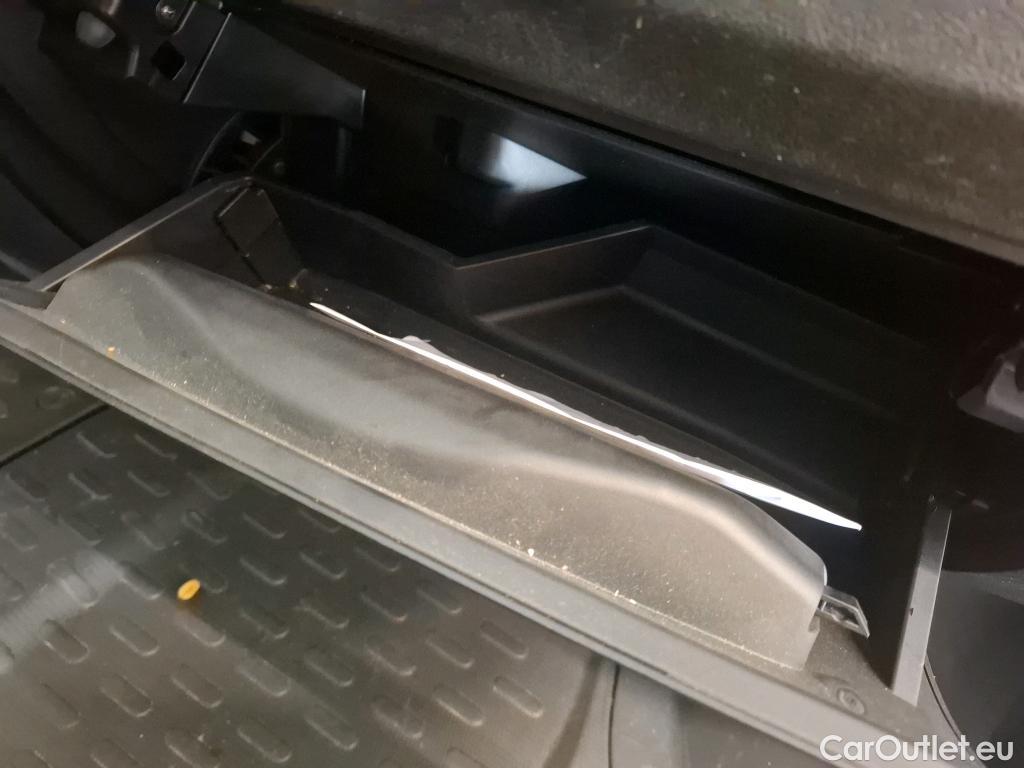  Peugeot  Boxer PEUGEOT  / 2014 / 4P / Fourgon tôlé BlueHDi 120 S&S ASPHALT 333 L2H2 #3