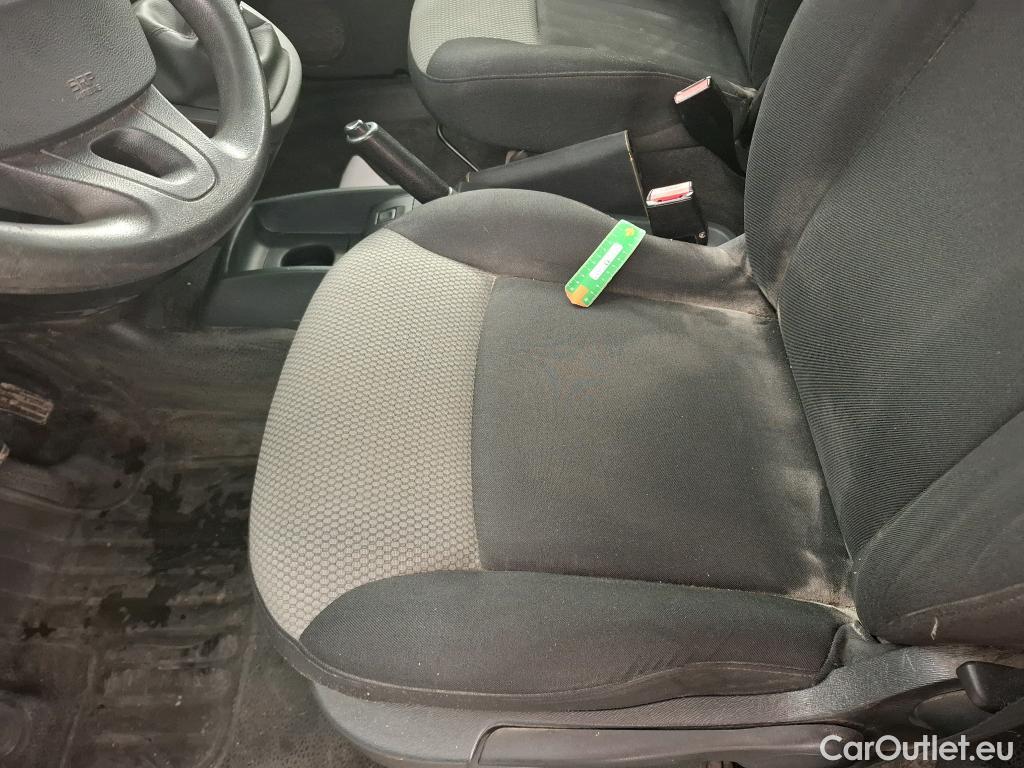  Renault  Kangoo  Express Maxi Confort - Cab. Appr. 1.5 dCi 90CV BVM5 E6 #48