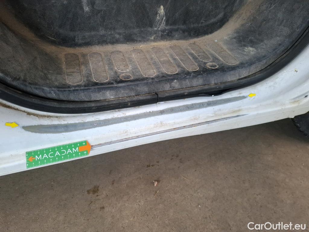  Renault  Master RENAULT  VU 4p Fourgon FG GCf Trac F3500 L2H2 dCi 110 #33