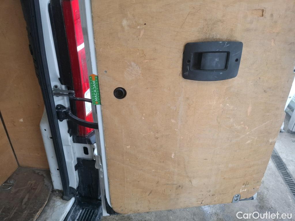  Peugeot  Boxer PEUGEOT  / 2014 / 4P / Fourgon tôlé BlueHDi 120 S&S ASPHALT 333 L2H2 #12