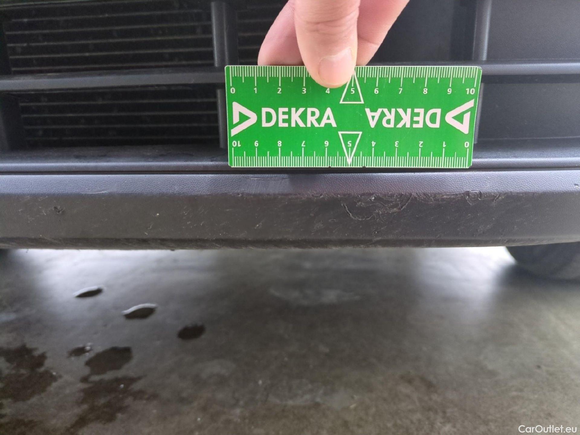  Volkswagen  Caddy VOLKSWAGEN  Van VU 4p Fourgonnette 2.0 TDI 102 Business Line #20