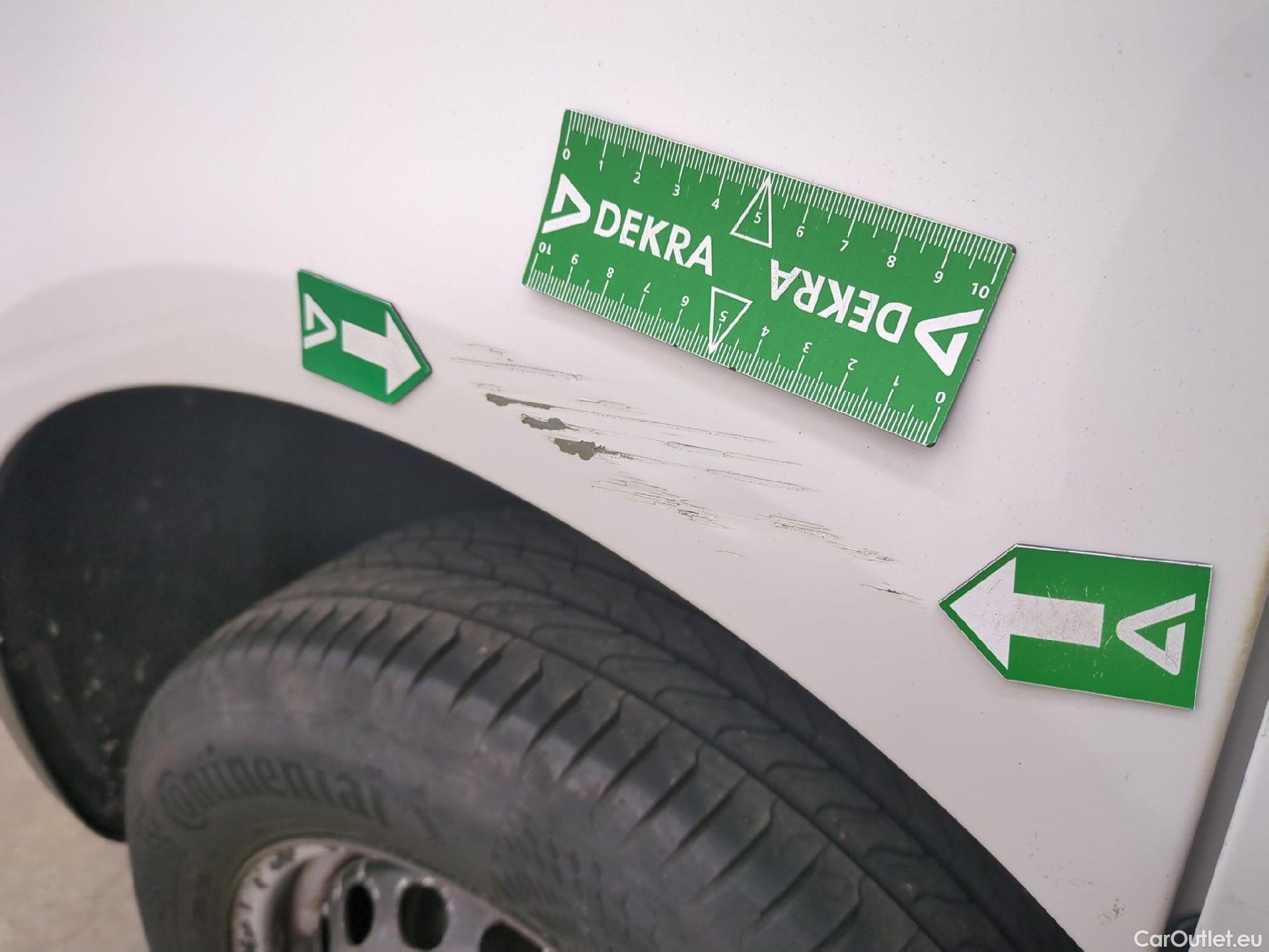  Volkswagen  Caddy VOLKSWAGEN  Van VU 4p Fourgonnette 2.0 TDI 102 Business Line #42