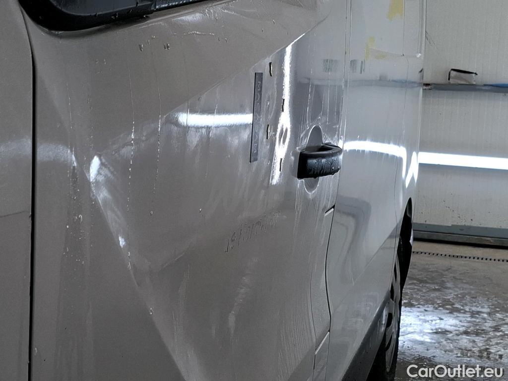  Renault  Trafic  Furgon Grand Confort L1H1 1200 1.6 dCi 125CV BVM6 E6 #70