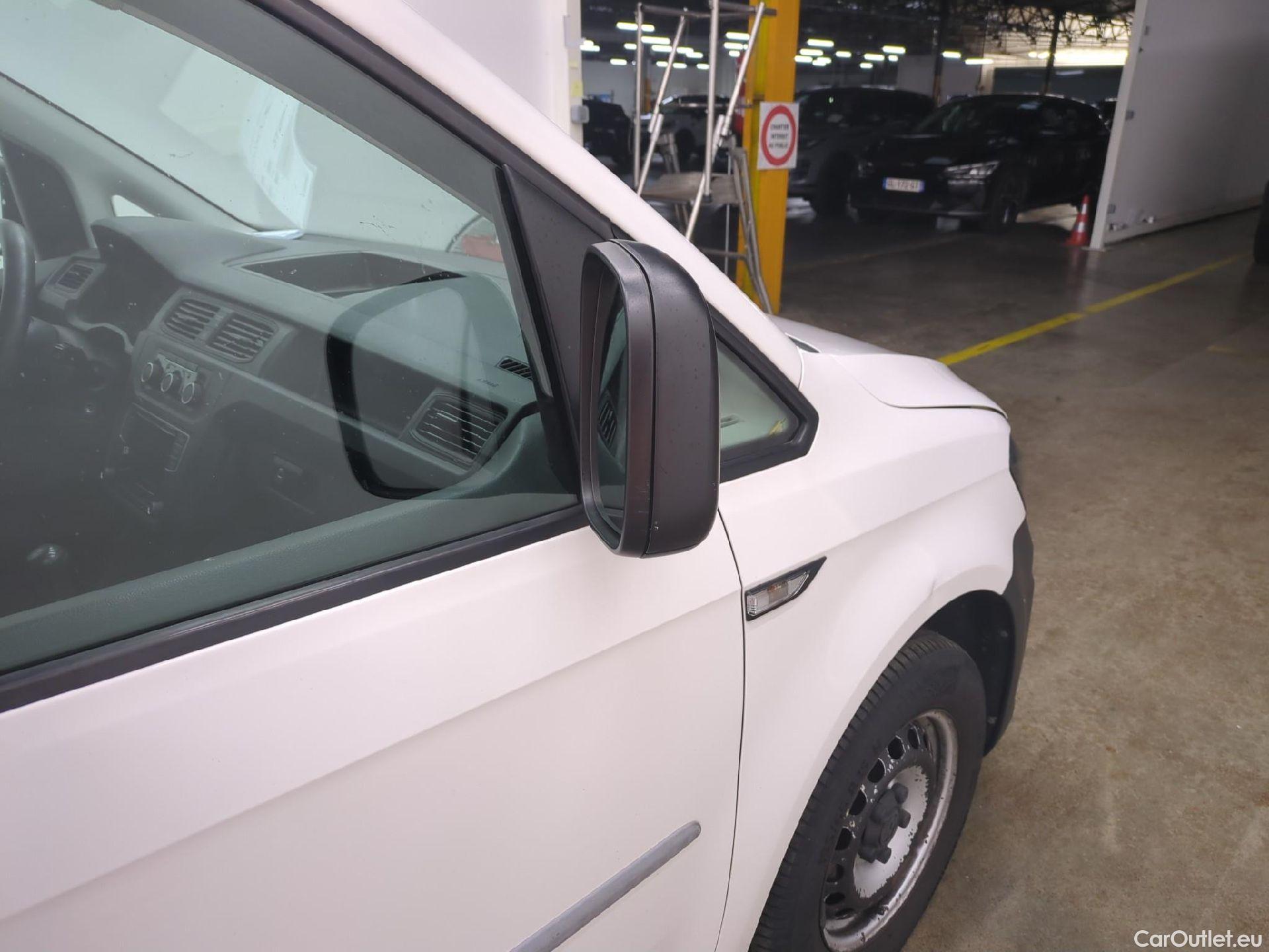  Volkswagen  Caddy VOLKSWAGEN  Van VU 4p Fourgonnette 2.0 TDI 102 Business Line #51