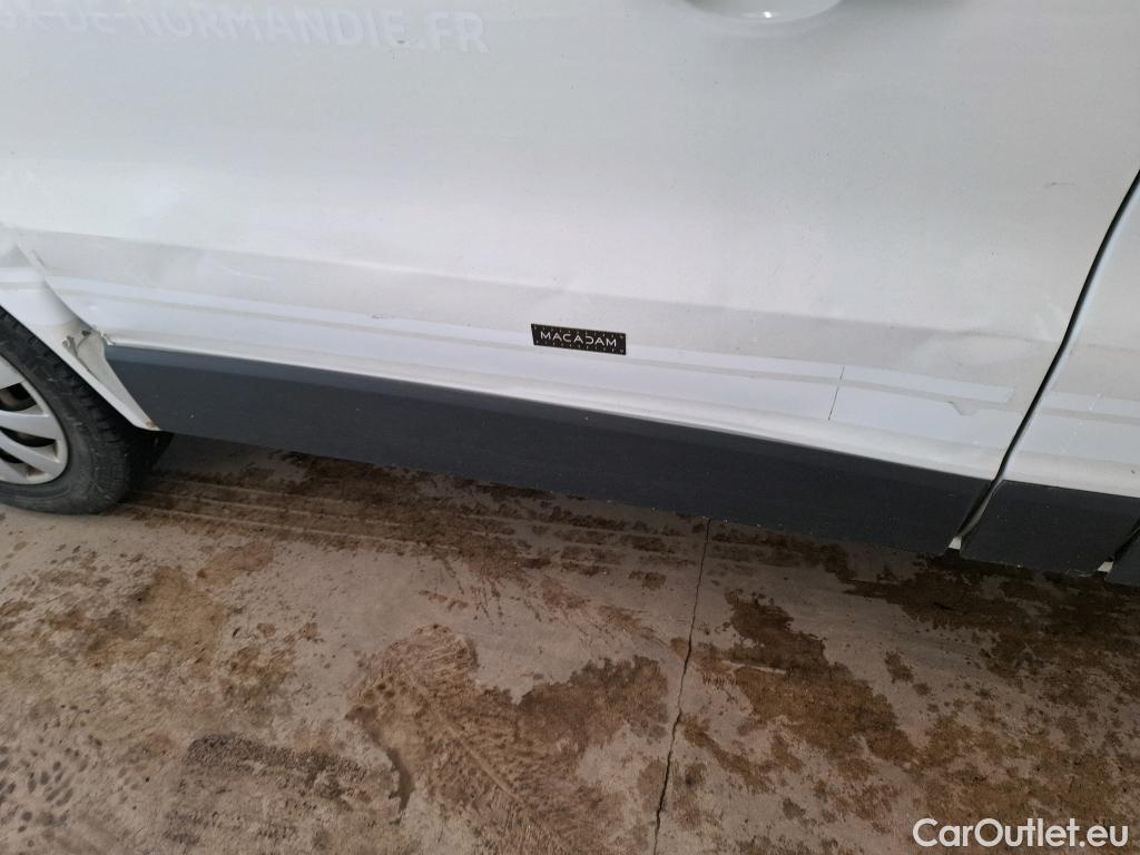  Renault  Trafic  Furgon Grand Confort L1H1 1200 1.6 dCi 125CV BVM6 E6 #57