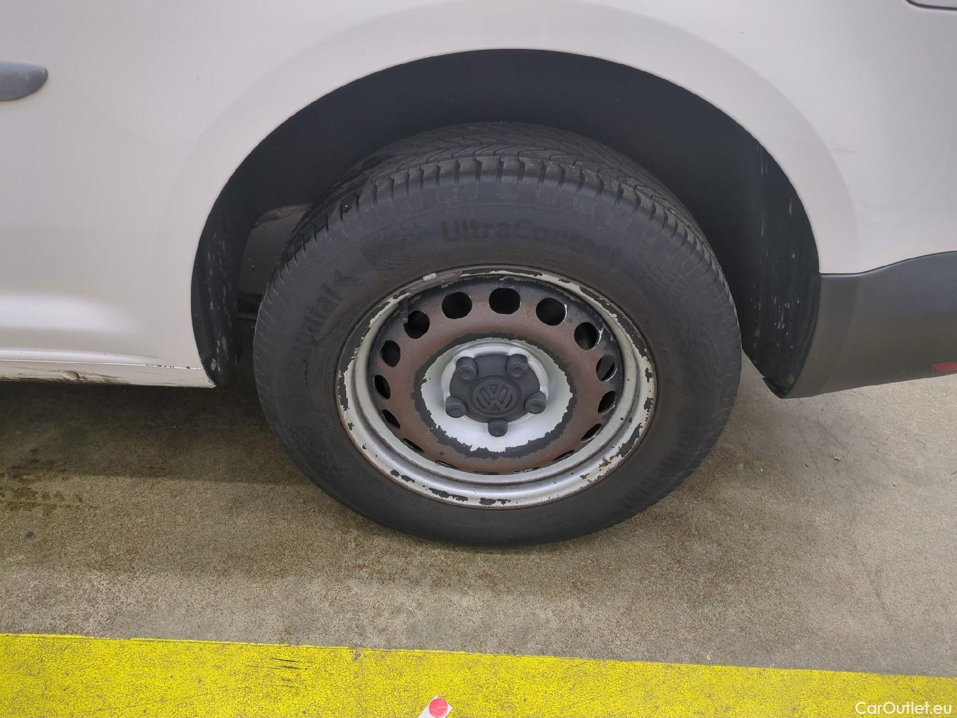  Volkswagen  Caddy VOLKSWAGEN  Van VU 4p Fourgonnette 2.0 TDI 102 Business Line #10