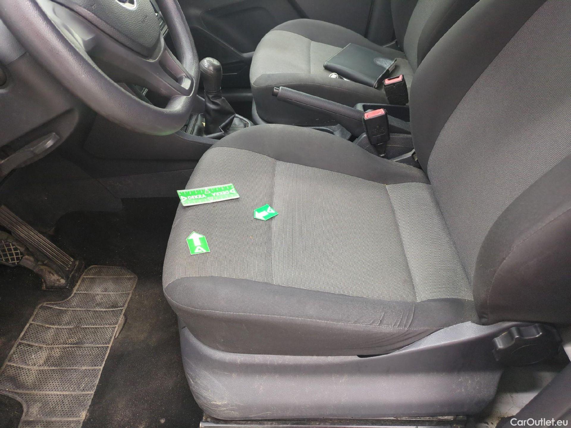  Volkswagen  Caddy VOLKSWAGEN  Van VU 4p Fourgonnette 2.0 TDI 102 Business Line #7