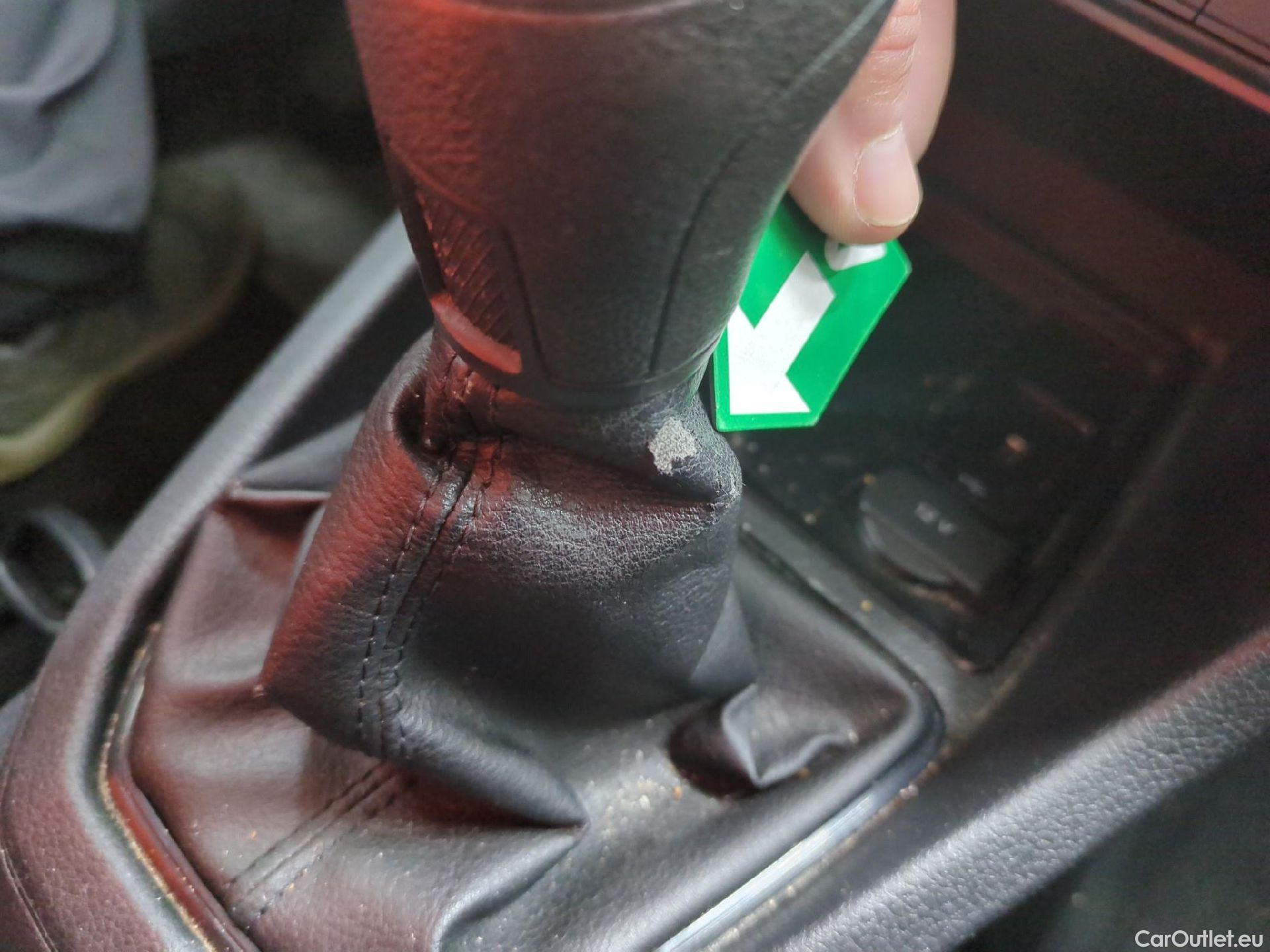  Volkswagen  Caddy VOLKSWAGEN  Van VU 4p Fourgonnette 2.0 TDI 102 Business Line #61