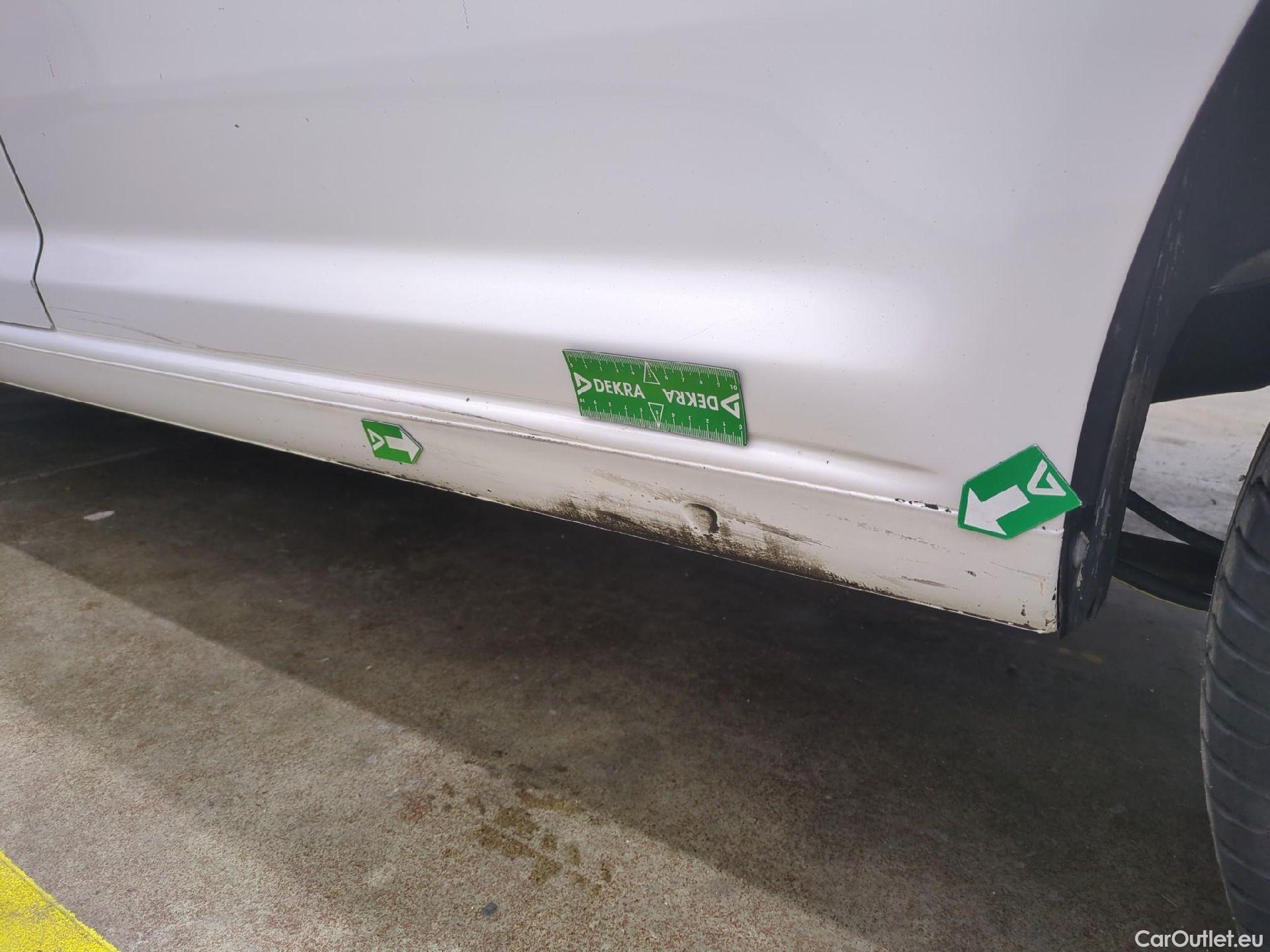  Volkswagen  Caddy VOLKSWAGEN  Van VU 4p Fourgonnette 2.0 TDI 102 Business Line #27