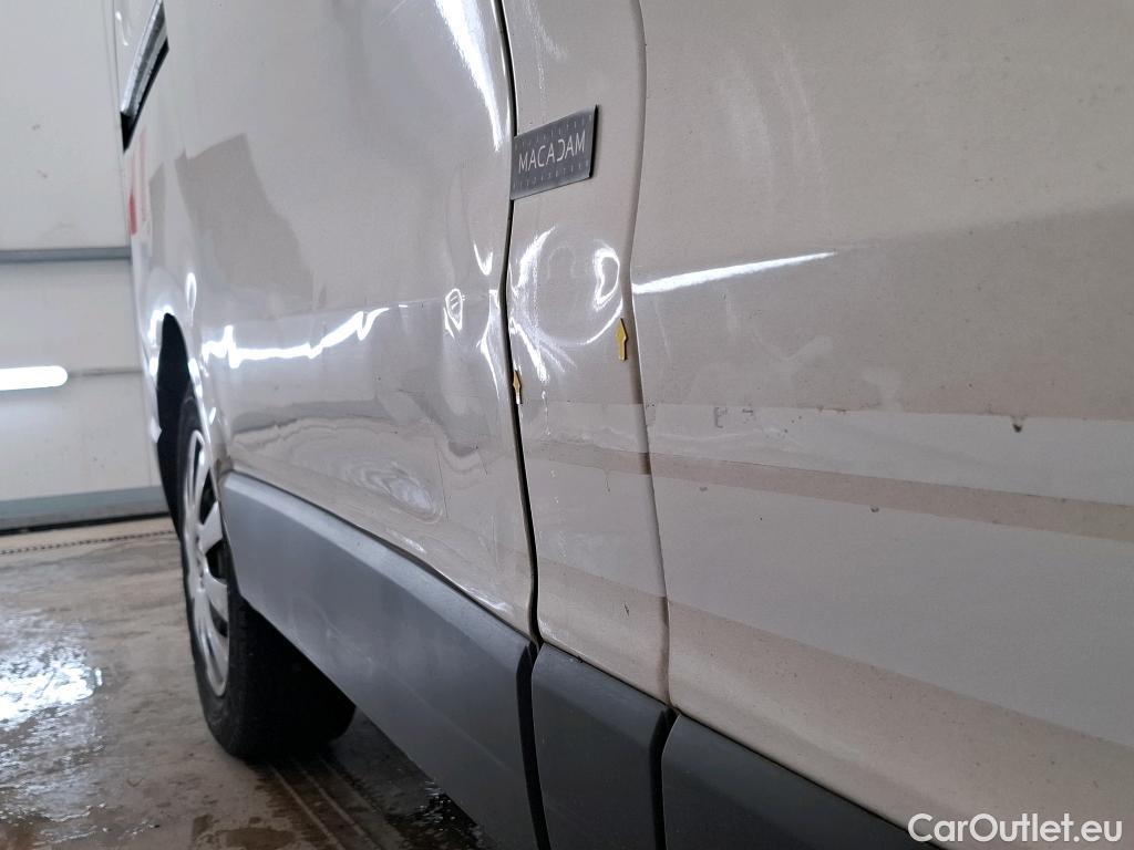  Renault  Trafic  Furgon Grand Confort L1H1 1200 1.6 dCi 125CV BVM6 E6 #54