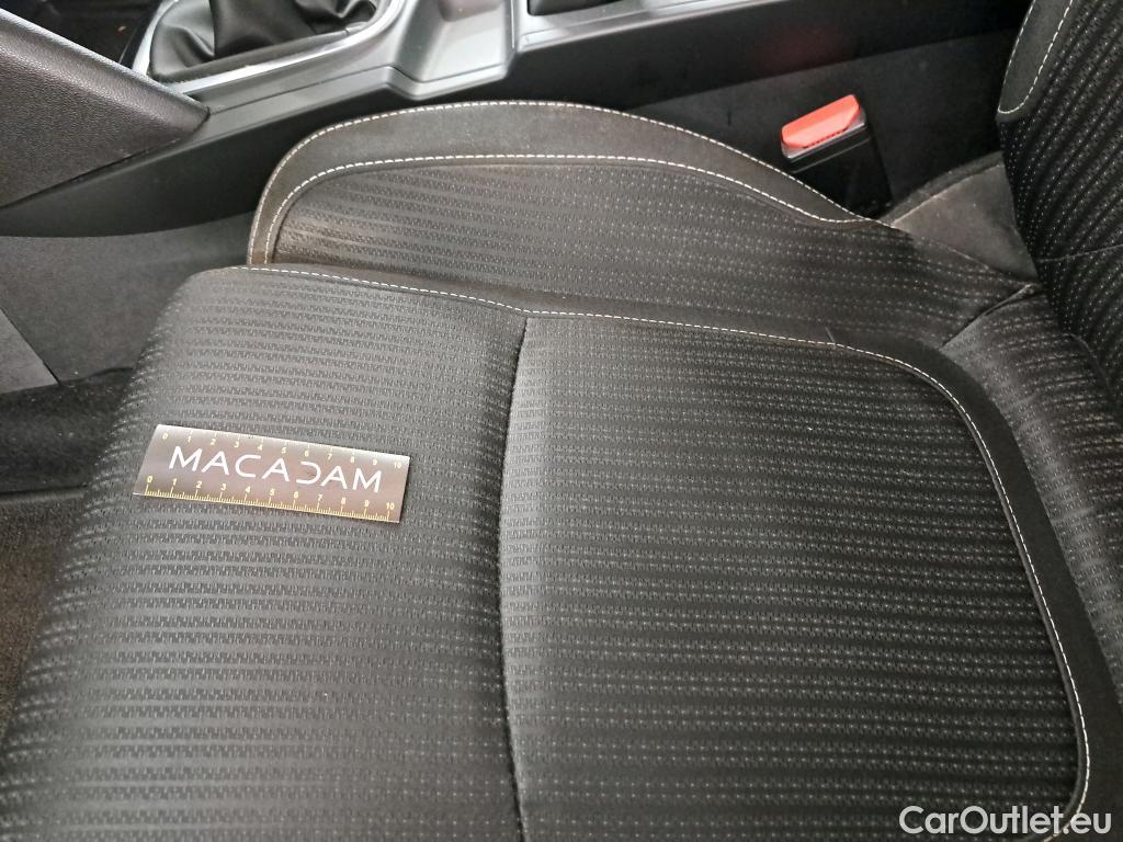  Renault  Megane  IV Berline 5pt. Business 1.3 TCe 115CV BVM6 E6dT #20