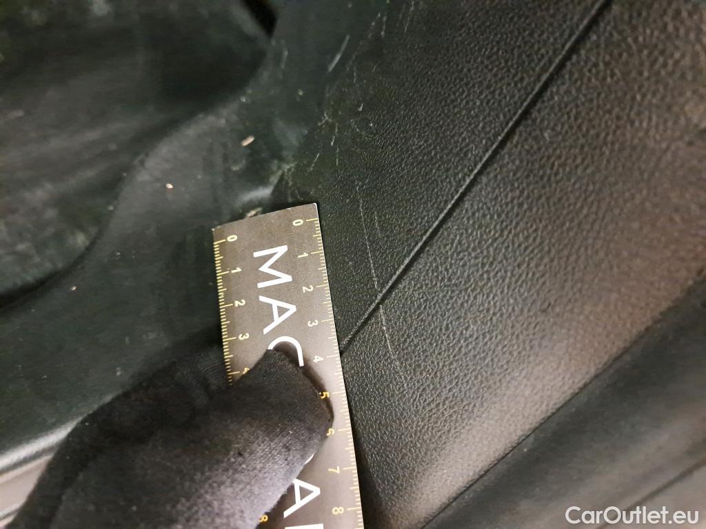  Renault  Megane  IV Berline 5pt. Business 1.3 TCe 115CV BVM6 E6dT #14