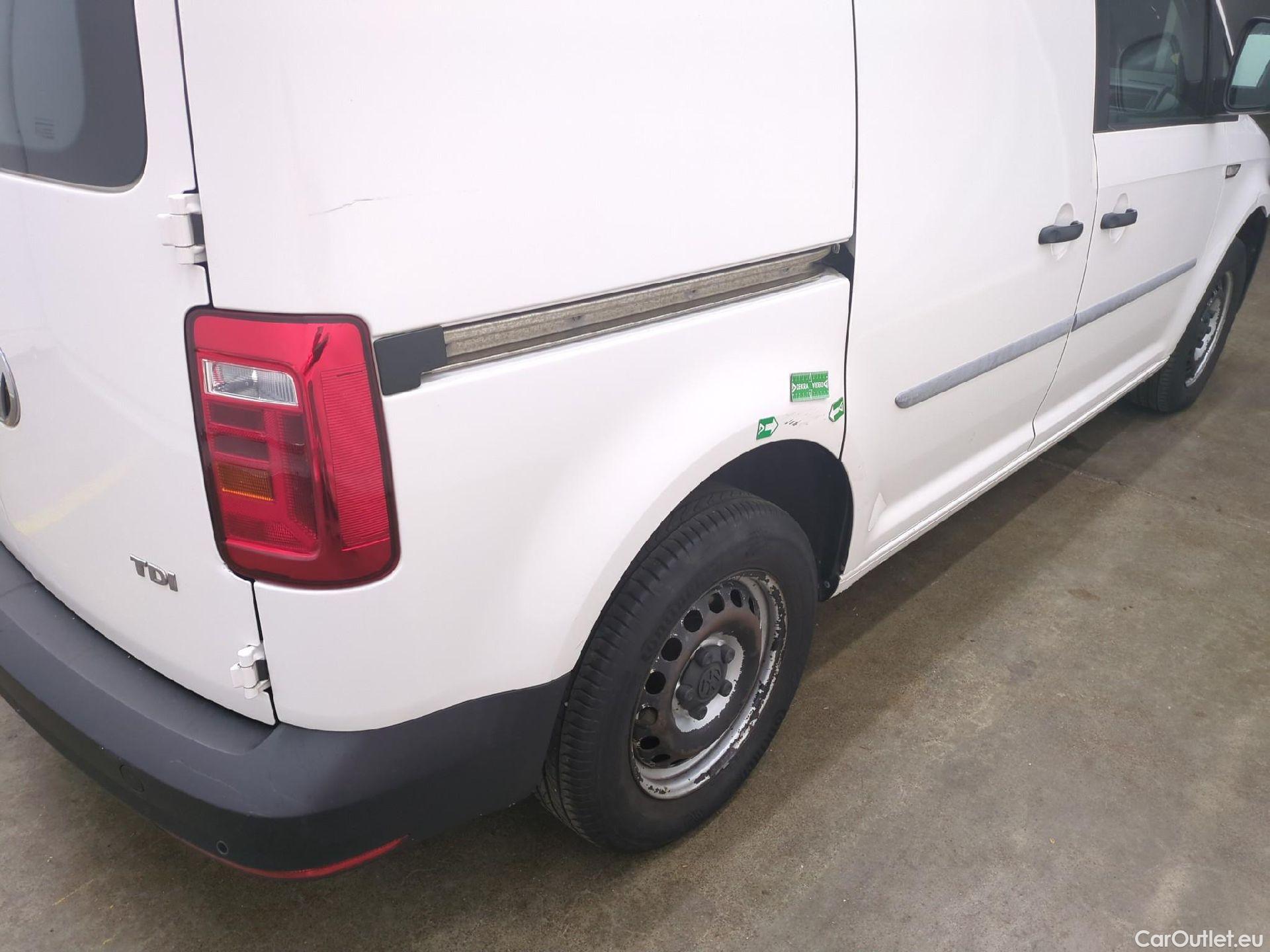  Volkswagen  Caddy VOLKSWAGEN  Van VU 4p Fourgonnette 2.0 TDI 102 Business Line #43