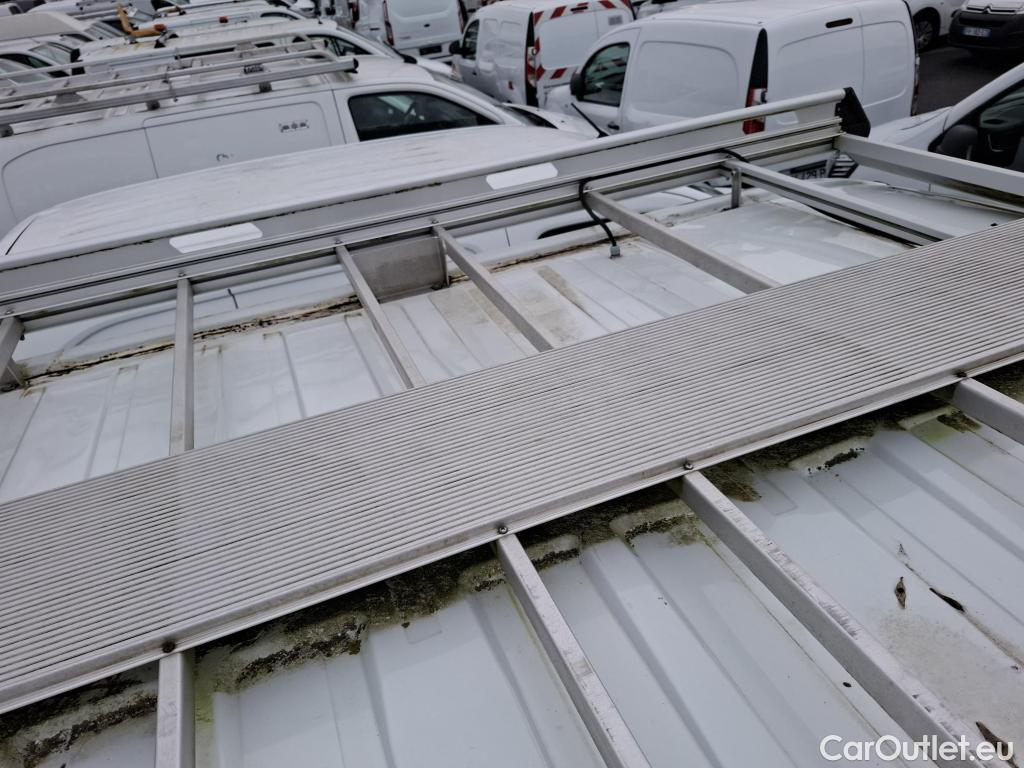  Renault  Trafic  Furgon Grand Confort L1H1 1200 1.6 dCi 125CV BVM6 E6 #39