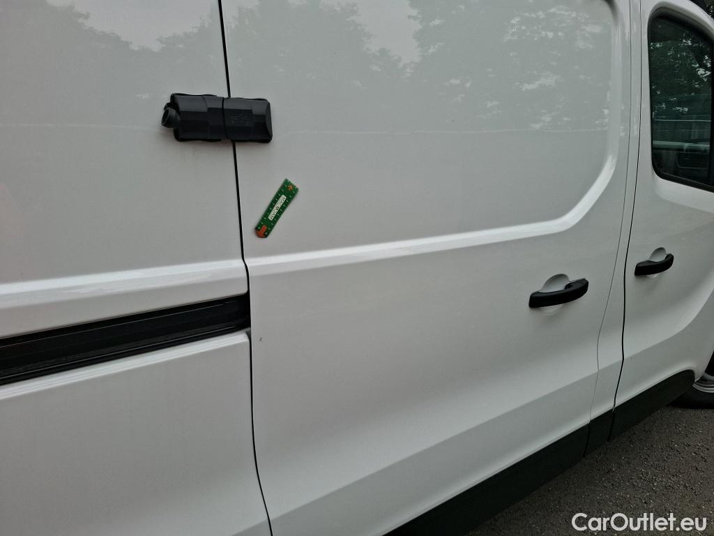  Renault  Trafic RENAULT  / 2021 / 4P / Fourgon tôlé FG L2H2 3T advance Blue dCi 150 - 24 #1