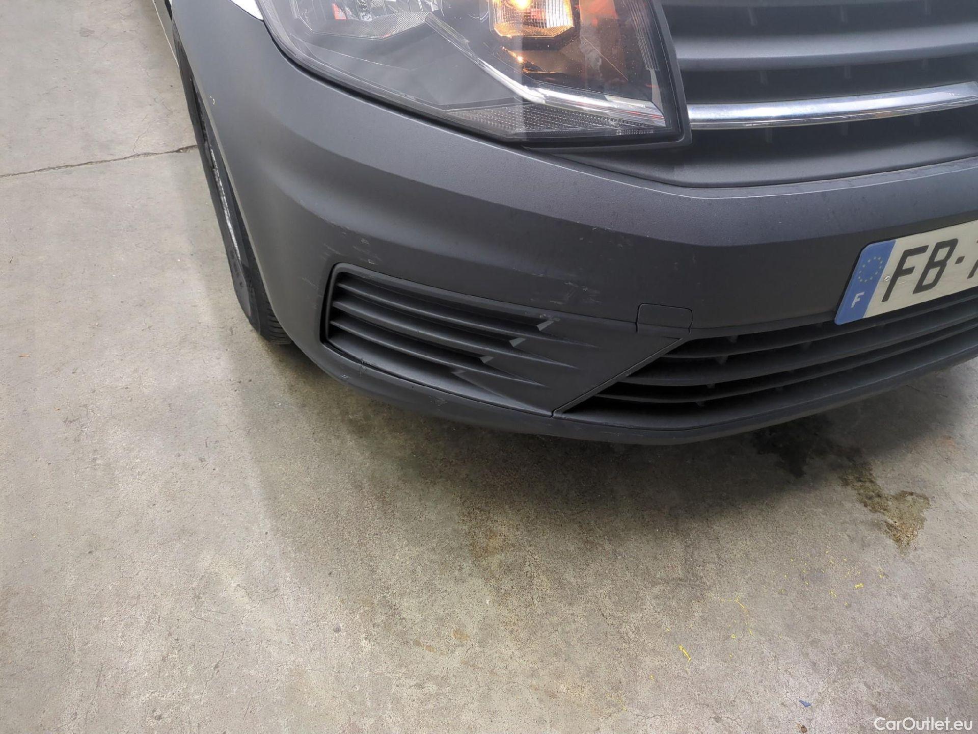  Volkswagen  Caddy VOLKSWAGEN  Van VU 4p Fourgonnette 2.0 TDI 102 Business Line #25