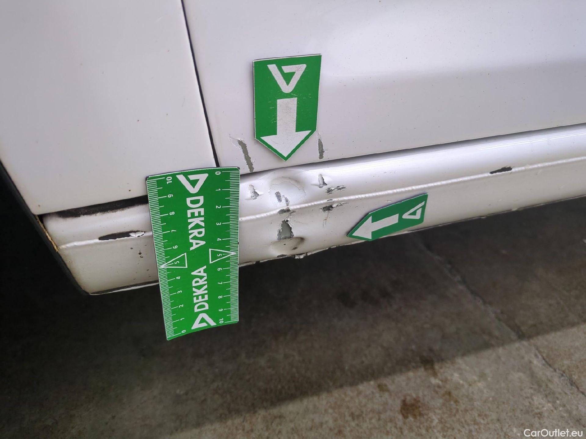  Volkswagen  Caddy VOLKSWAGEN  Van VU 4p Fourgonnette 2.0 TDI 102 Business Line #29