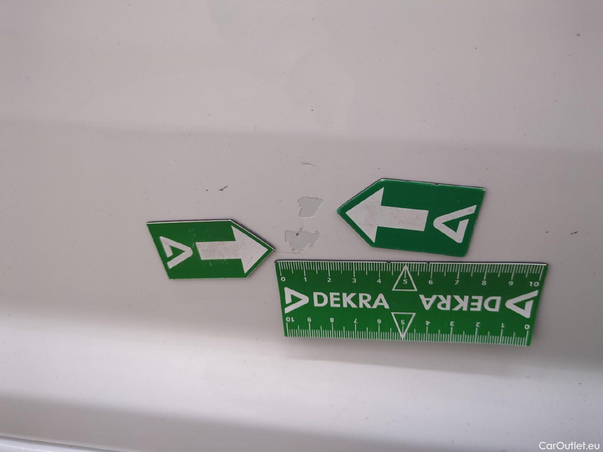  Volkswagen  Caddy VOLKSWAGEN  Van VU 4p Fourgonnette 2.0 TDI 102 Business Line #44