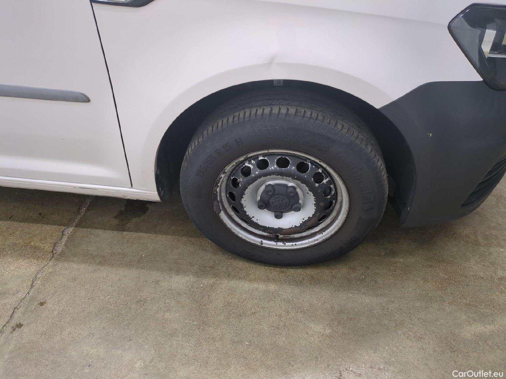  Volkswagen  Caddy VOLKSWAGEN  Van VU 4p Fourgonnette 2.0 TDI 102 Business Line #11