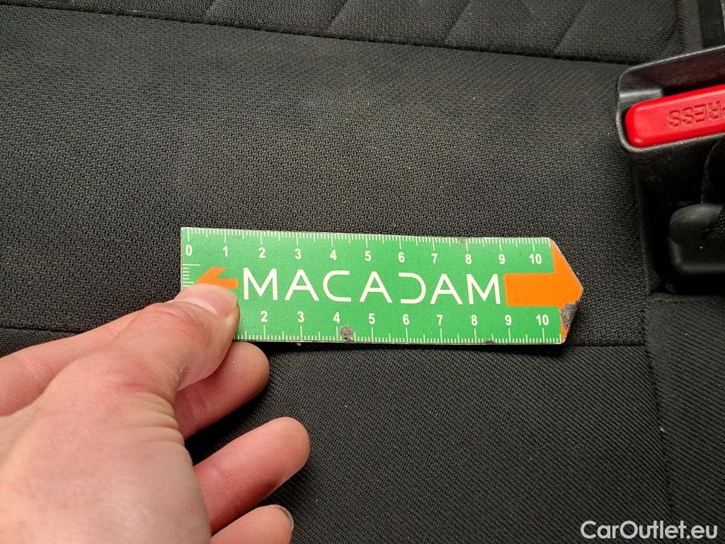  Toyota  Corolla TOYOTA  / 2018 / 5P / Berline Hybride 122h Dynamic Business Beyond Zer #42