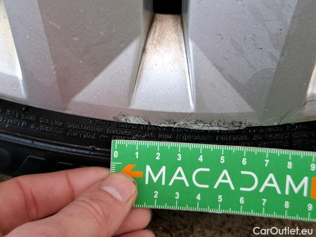  Renault  Clio  V Business 1.6 E-TECH Hybrid 140CV BVA6 E6d #34