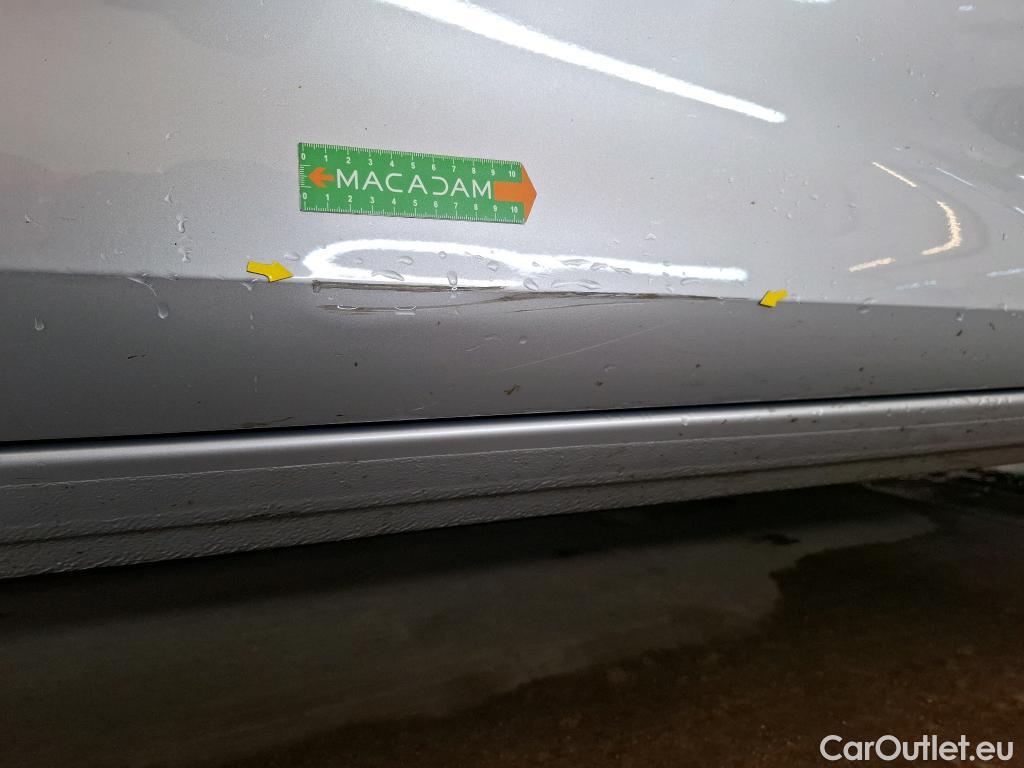  Seat  Leon SEAT  Sportstourer / 2020 / 5P / Break 1.0 eTSI 110 DSG S&S Style Business #2