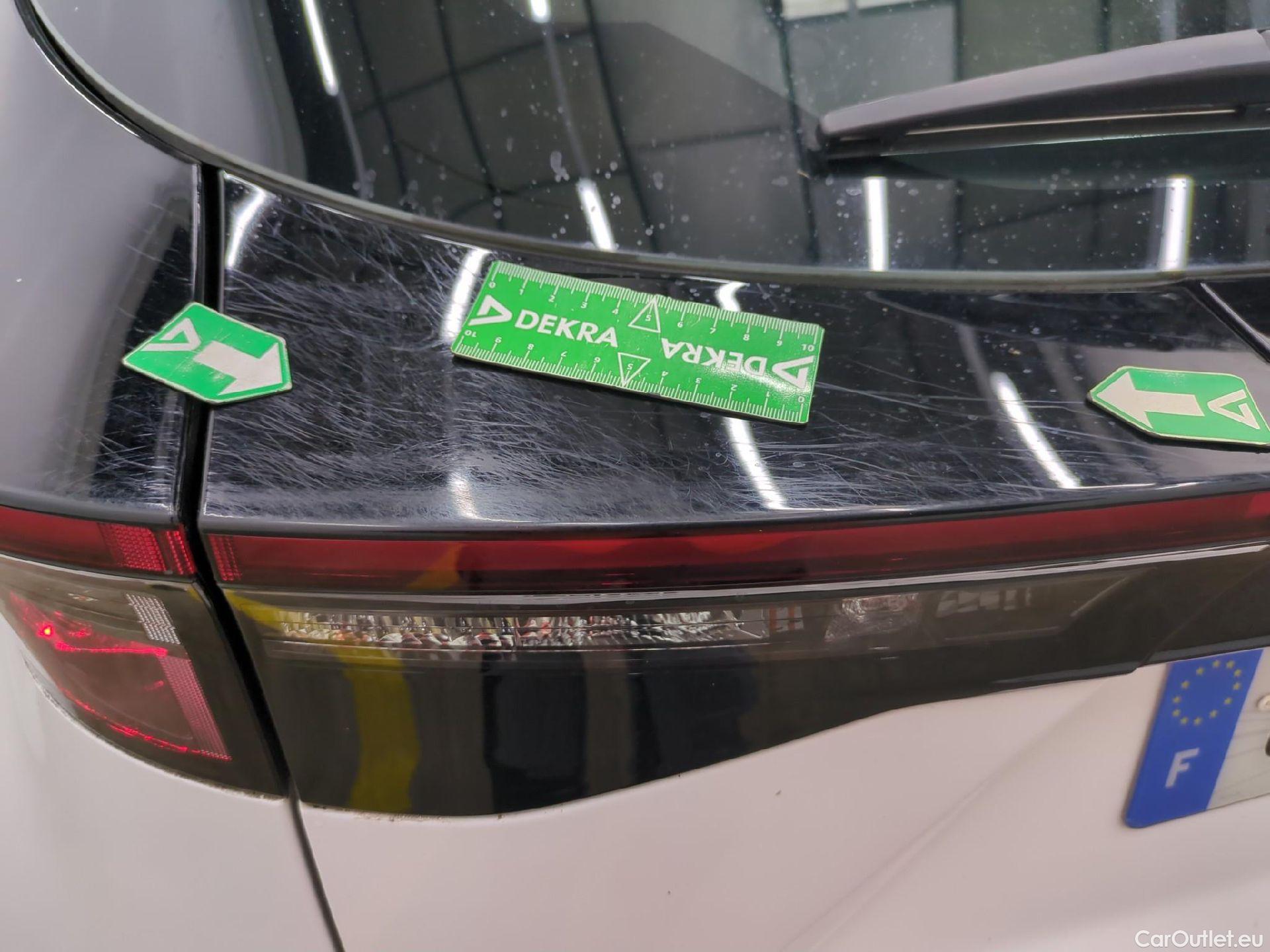  Toyota  Yaris Cross TOYOTA  Hybride / 2021 / 5P / SUV 1.5 HYBRID 116H DYNAMIC AUTO #4