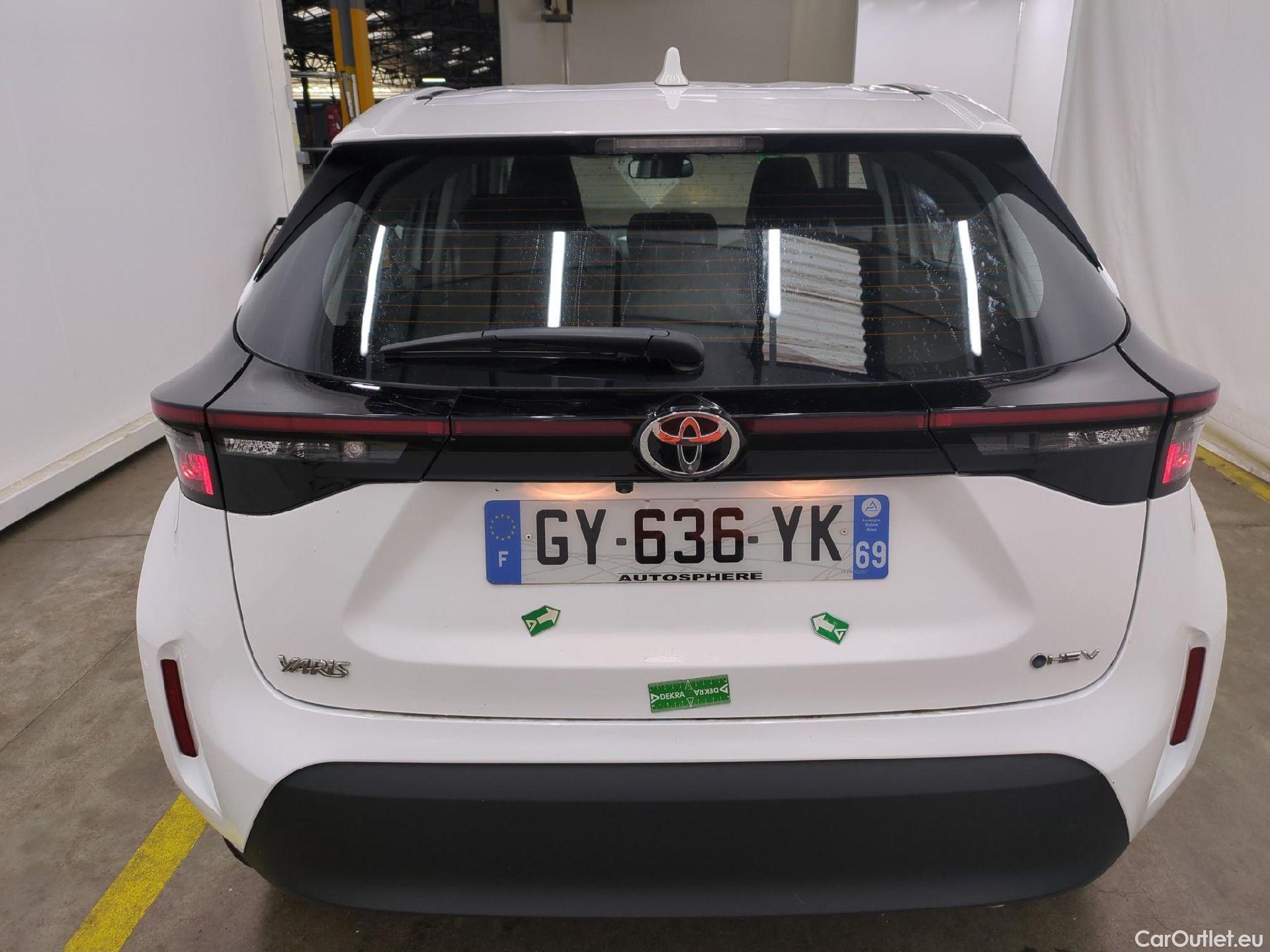  Toyota  Yaris Cross TOYOTA  Hybride / 2021 / 5P / SUV 1.5 HYBRID 116H DYNAMIC AUTO #3