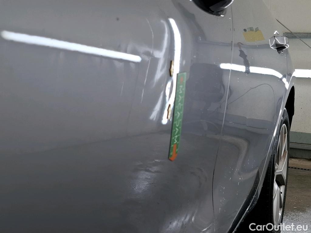  Seat  Leon SEAT  Sportstourer / 2020 / 5P / Break 1.0 eTSI 110 DSG S&S Style Business #44