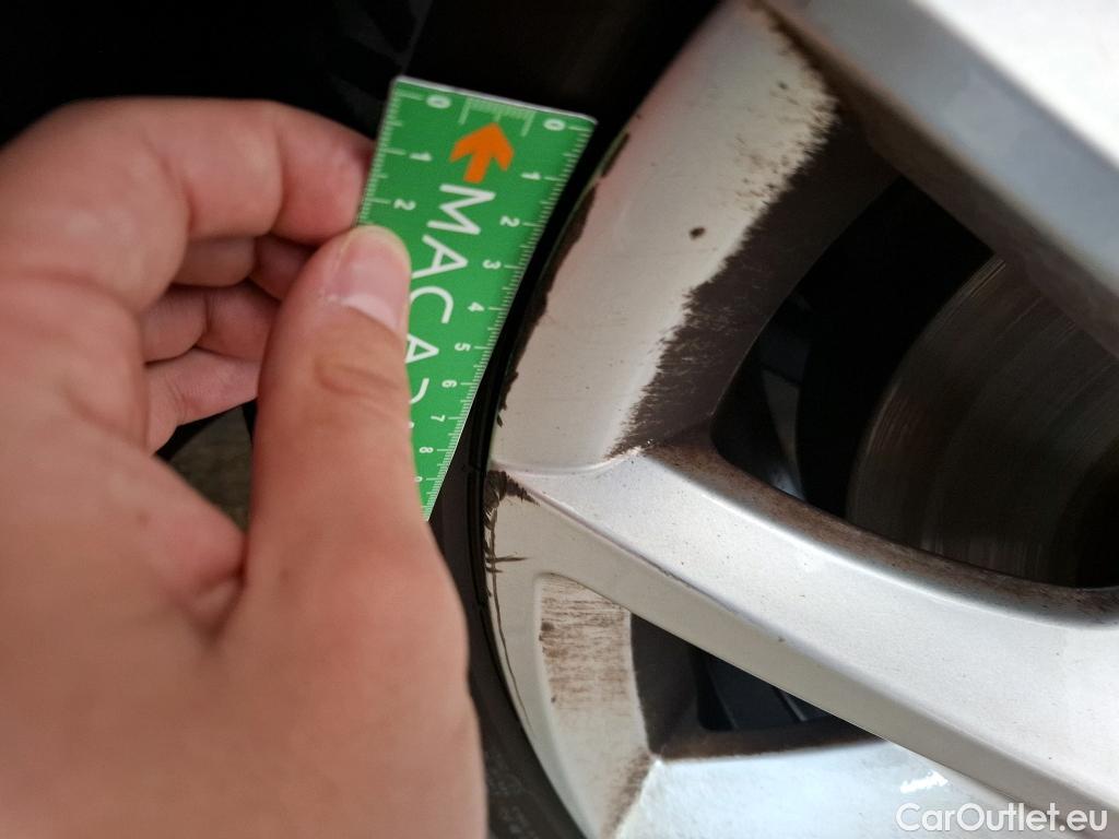  Seat  Leon SEAT  Sportstourer / 2020 / 5P / Break 1.0 eTSI 110 DSG S&S Style Business #39