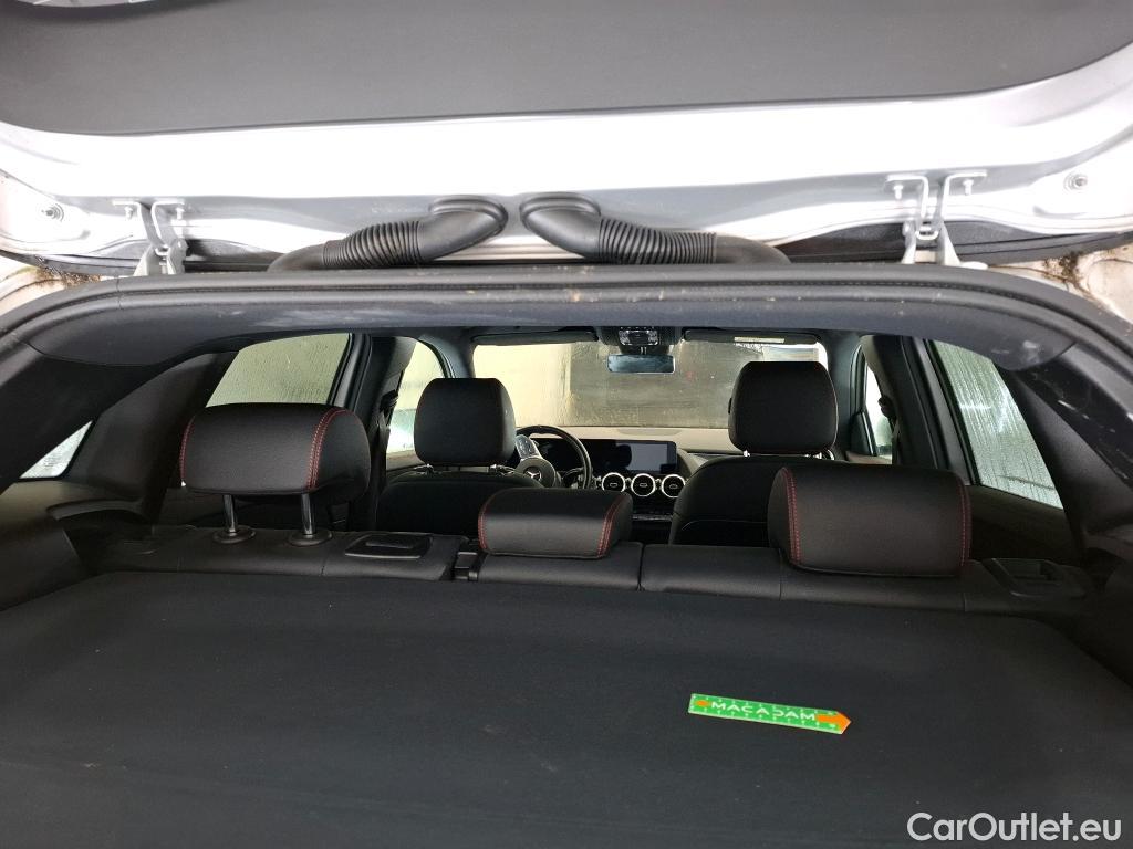  Mercedes  GLA MERCEDES-BENZ  / 2020 / 5P / SUV 1.3  200 AMG LINE DCT #7